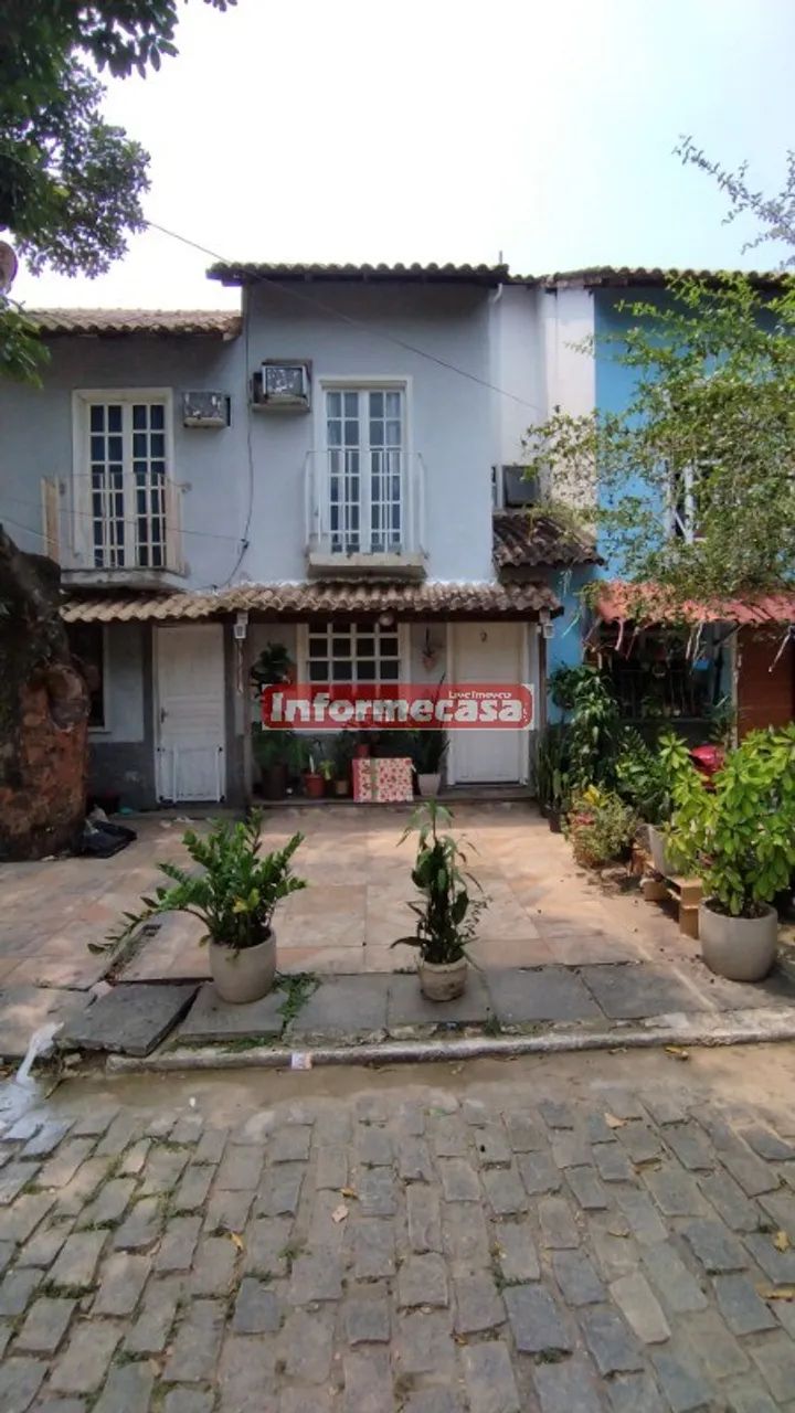 Foto Casa Para Locação Em NI-rj, Jardim Alvorada: 2 Quartos, Sala, Jardim Alvorada