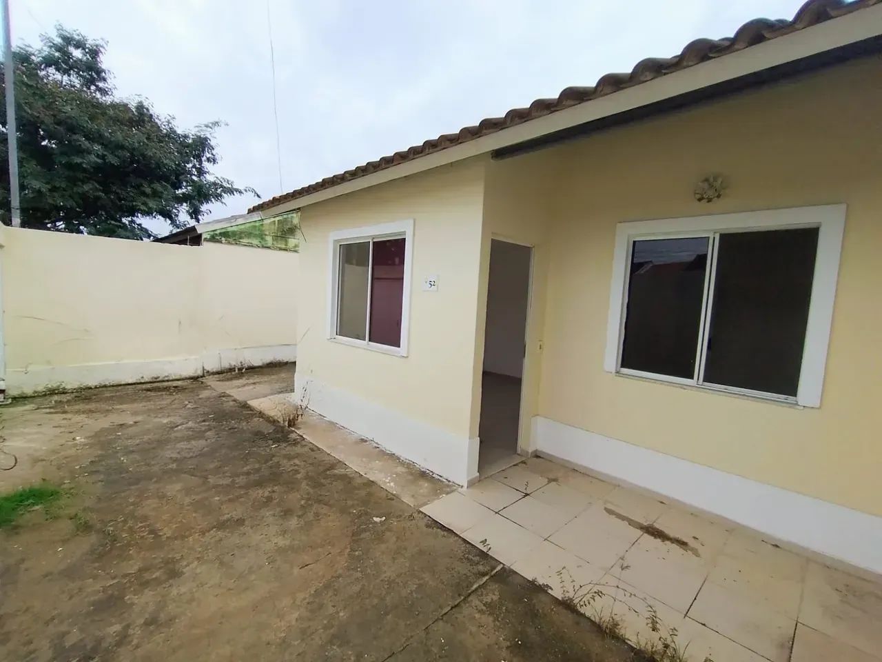 Foto Casa 52 - Condomínio Residencial Ouro Preto /palhada - NI/rj  Palhada