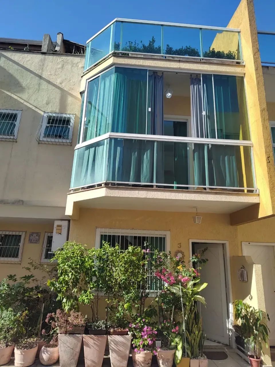 Foto Casa Em Condomínio Para Venda - Bairro Vila Nova - 3 Quartos E Espaço  Vila Nova
