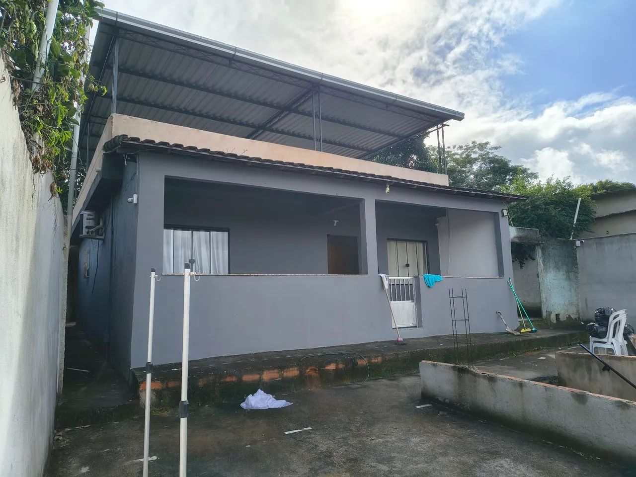 Foto Vendo Casa : Miguel Couto Grama