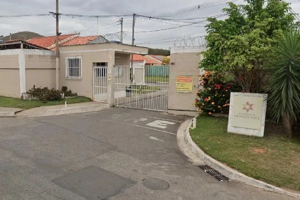 Foto Oportunidade Única Em Nova Iguacu - Rj | Tipo: Casa | Negociação: Vend Palhada