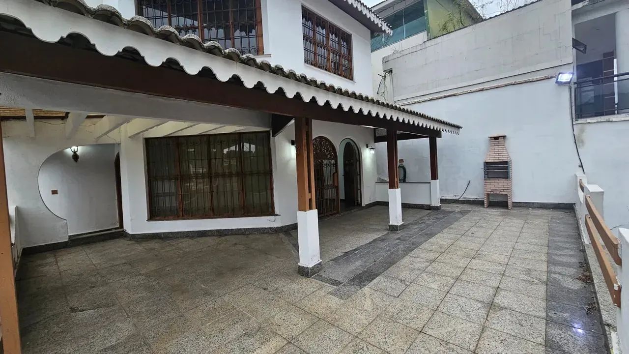 Foto Otima Casa Para Locação No Centro De NI - 3 Quartos - Prox. A Palmeiras