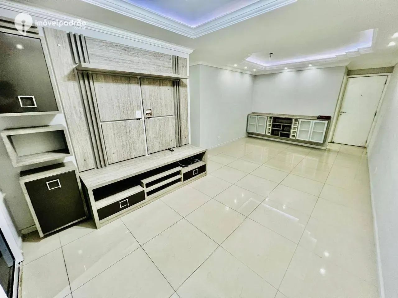 Foto Apartamento Com 3 Dormitórios à Venda, 97 M² Por R$ 850.000,00 - Centr Centro
