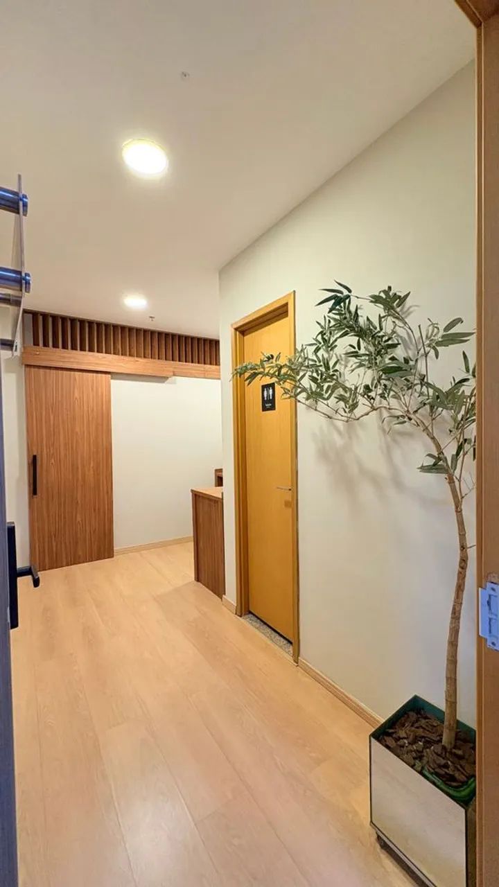 Foto Kitnet/ Studio Com 1 Quarto(s) E 1 Banheiro(s) Para Alugar, 27 M² Por  Centro